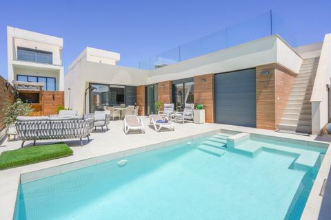 Villa i Benijofar, Alicante, Benijofar - € 690.000 | Ref: 781167 - foto 1