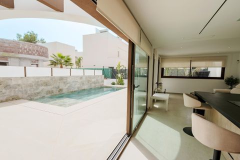 Villa i Rojales, Alicante, Rojales - € 439.000 | Ref: LUX6083 - foto 12