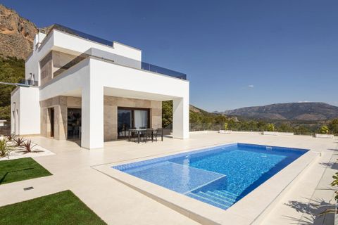 Villa i Polop, Alicante, Polop - € 598.000 | Ref: LUX6082 - foto 1