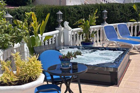 Rækkehus i Torrevieja, Alicante, Torrevieja - € 420.000 | Ref: MLSC5409393 - foto 3