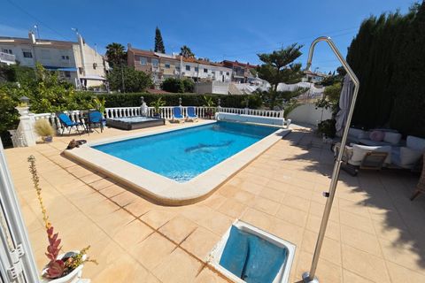 Rækkehus i Torrevieja, Alicante, Torrevieja - € 420.000 | Ref: MLSC5409393 - foto 15