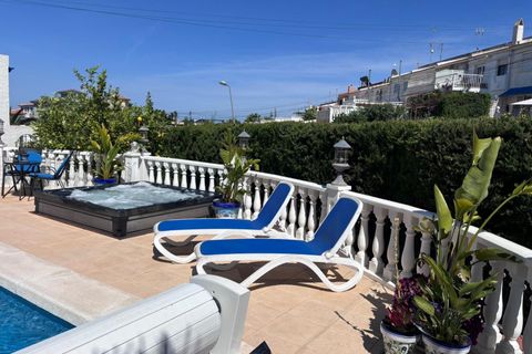 Rækkehus i Torrevieja, Alicante, Torrevieja - € 420.000 | Ref: MLSC5409393 - foto 16