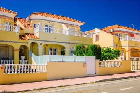 Rækkehus i Orihuela Costa, Alicante, Orihuela Costa - € 239.900 | Ref: A11390/6084 - foto 1