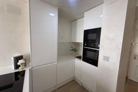 Penthouse i Torrevieja, Alicante, Torrevieja - € 159 995 | Ref: AM-02262/8919 - foto 9