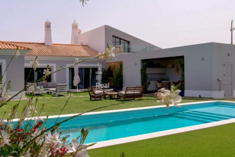 Villa a Estoi, Faro, Estoi - € 1.850.000 | Ref: RE176 - foto 39