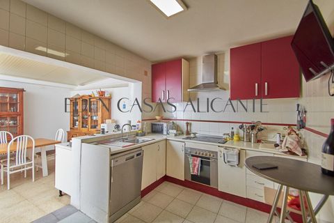 Villa a El Campello, Alicante, El Campello - € 332.000 | Ref: 01498/8734 - foto 13