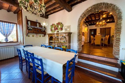 Villa a Massarosa, Lucca, Massarosa - € 1.000.000 | Ref: CBI129-1912-130084 - foto 27