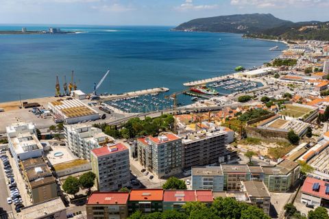 Lejlighed i Setubal, Setubal, Setubal - € 320.000 | Ref: C0237-03825 - foto 20