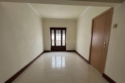 Lejlighed i Amadora, Lisbon, Amadora - € 320.000 | Ref: C0221-03887 - foto 9