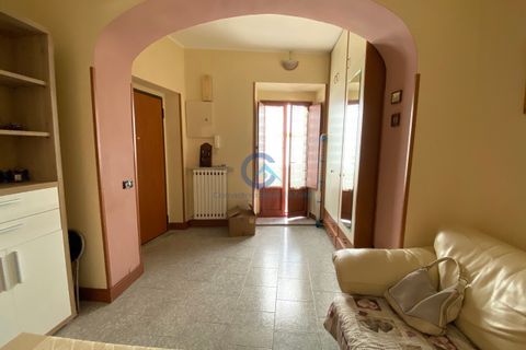 Apartament a Catanzaro, Catanzaro, Catanzaro - € 350/mes | Ref: CZ02-AA630 - foto 4
