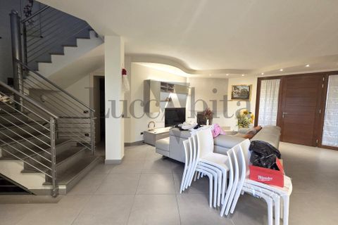 Villa i Capannori, Lucca, Capannori - € 1.500.000 | Ref: A3435 - foto 2