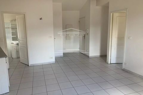 Apartament a Sorgues, Vaucluse, Sorgues - € 492/mes | Ref: 168 - foto 3