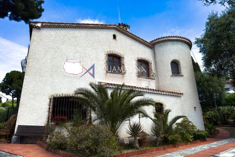 Villa i Bordighera, Imperia, Bordighera - € 1.990.000 | Ref: V2465 - foto 3