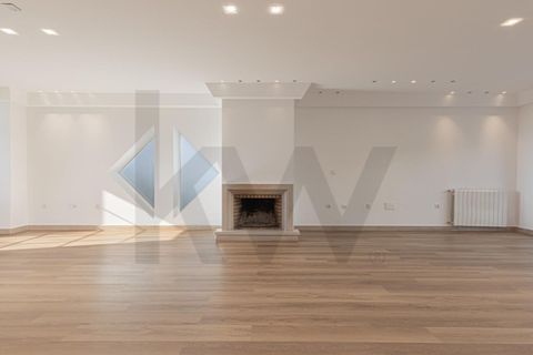 Villa i Alcabideche, Lisbon, Alcabideche - € 1.550.000 | Ref: KWPT-033062 - foto 4