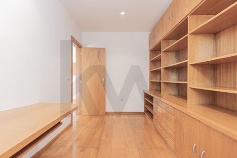 Villa i Alcabideche, Lisbon, Alcabideche - € 1.550.000 | Ref: KWPT-033062 - foto 7