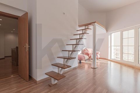 Villa i Alcabideche, Lisbon, Alcabideche - € 1.550.000 | Ref: KWPT-033062 - foto 13