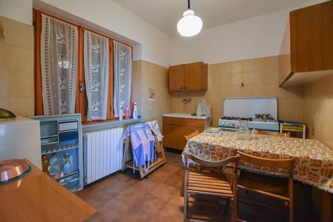 Landejendom i Montemonaco, Ascoli Piceno, Montemonaco - € 60.000 | Ref: 113195 - foto 9