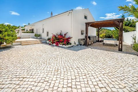 Villa i Silves, Faro, Silves - € 1.195.000 | Ref: EAV-4212 - foto 43