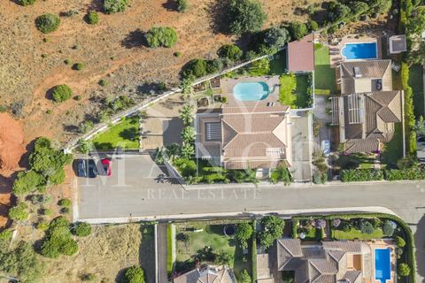 Villa i Estombar, Faro, Estombar - € 1.450.000 | Ref: Spy-00187 - foto 35