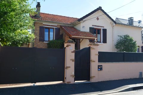 Villa in Pontault-Combault, Seine-et-Marne, Pontault-Combault - € 349.000 | Ref: 12826A - foto 12