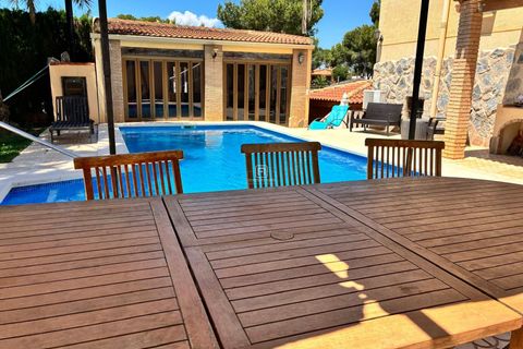 Villa a Los Balcones, Alicante, Los Balcones - € 490.000 | Ref: AT26120 - foto 2