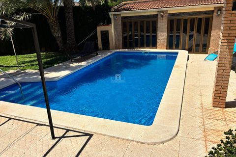 Villa a Los Balcones, Alicante, Los Balcones - € 490.000 | Ref: AT26120 - foto 3