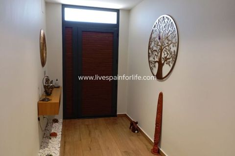 Villa i Daya Nueva, Alicante, Daya Nueva - € 750.000 | Ref: ROB-68112 - foto 11