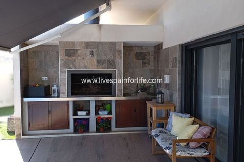 Villa i Daya Nueva, Alicante, Daya Nueva - € 750.000 | Ref: ROB-68112 - foto 17