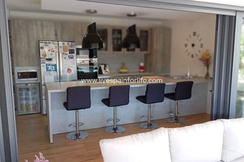Villa i Daya Nueva, Alicante, Daya Nueva - € 750.000 | Ref: ROB-68112 - foto 28