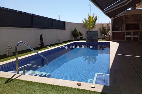 Villa i Daya Nueva, Alicante, Daya Nueva - € 750.000 | Ref: ROB-68112 - foto 32