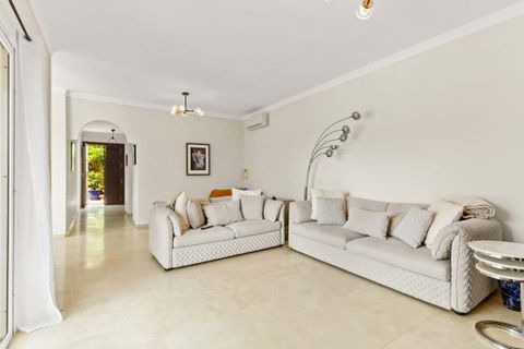 Villa a Estepona, Malaga, Estepona - € 825.000 | Ref: SMSE1036 - foto 8