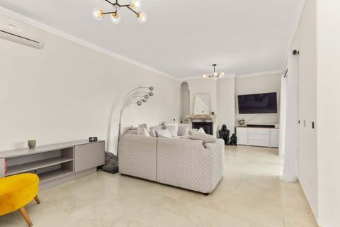 Villa a Estepona, Malaga, Estepona - € 825.000 | Ref: SMSE1036 - foto 9