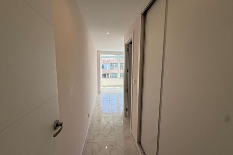 Leilighet i Torrevieja, Alicante, Torrevieja - € 249 900 | Ref: MLSC5881735/13477 - foto 2