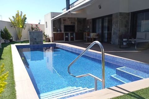 Villa i Almoradi, Alicante, Almoradi - € 750.000 | Ref: MLSC1367823/13477 - foto 1
