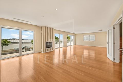 Villa a Alges, Lisbon, Alges - € 2.980.000 | Ref: CAS_3 - foto 11