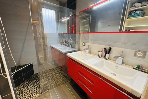 Villa a Audincourt, Doubs, Audincourt - € 215.000 | Ref: fr040504 - foto 9