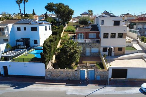 Villa a Torrevieja, Alicante, Torrevieja - € 289.000 | Ref: 32422 - foto 2