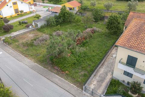 Helårsgrund i Coimbra, Coimbra, Coimbra - € 75.000 | Ref: C0457-00846 - foto 1