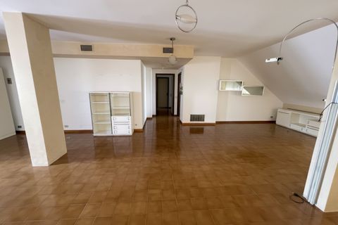 Penthouse i Suzzara, Mantua, Suzzara - € 145 000 | Ref: 2661 - foto 4
