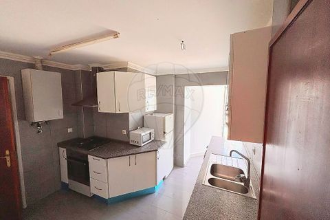 Lejlighed i Amadora, Lisbon, Amadora - € 349.000 | Ref: PE-123751446-21 - foto 2