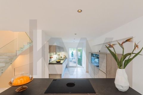 Villa a Carcavelos, Lisbon, Carcavelos - € 1.550.000 | Ref: KWPT-032980 - foto 8