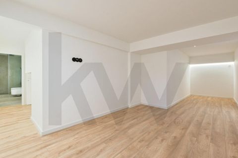 Villa a Carcavelos, Lisbon, Carcavelos - € 1.550.000 | Ref: KWPT-032980 - foto 31