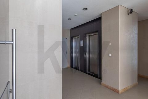Lejlighed i Oeiras, Lisbon, Oeiras - € 880.000 | Ref: KWPT-028643 - foto 47