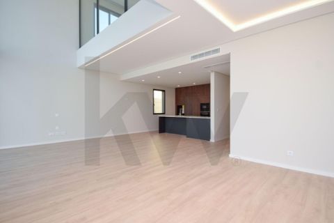Villa i Alcabideche, Lisbon, Alcabideche - € 1.800.000 | Ref: KWPT-031683 - foto 13