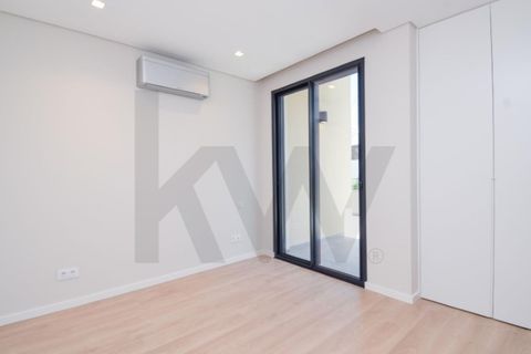 Villa i Alcabideche, Lisbon, Alcabideche - € 1.800.000 | Ref: KWPT-031683 - foto 21