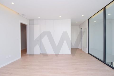 Villa i Alcabideche, Lisbon, Alcabideche - € 1.800.000 | Ref: KWPT-031683 - foto 25