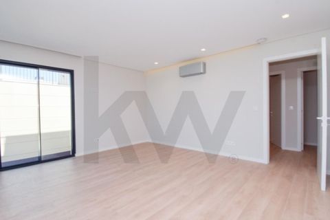 Villa i Alcabideche, Lisbon, Alcabideche - € 1.800.000 | Ref: KWPT-031683 - foto 34