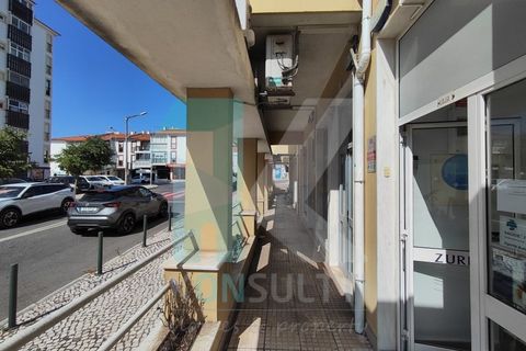 Erhvervsejendom i Carcavelos, Lisbon, Carcavelos - € 199.000 | Ref: BOT_2367 (7) - foto 9