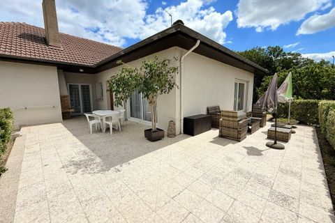 Villa a Pierre-de-Bresse, Saone-et-Loire, Pierre-de-Bresse - € 229.000 | Ref: getkey_10767 - foto 2