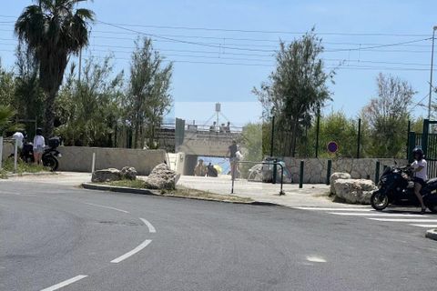 Lejlighed i Antibes, Alpes-Maritimes, Antibes - € 397.000 | Ref: getkey_u_530784308 - foto 2